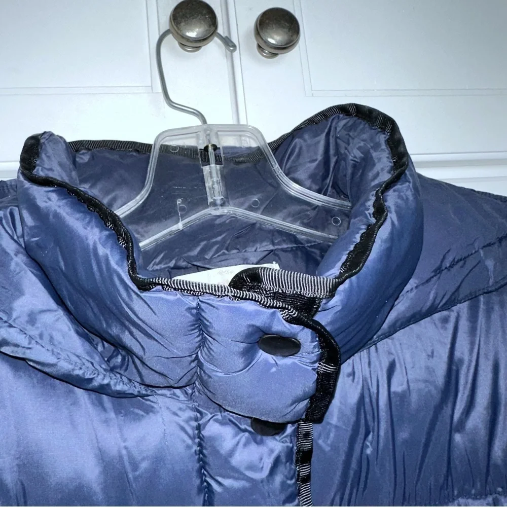 Entro Navy Hooded Puffer Vest Medium - Picture 11 of 15